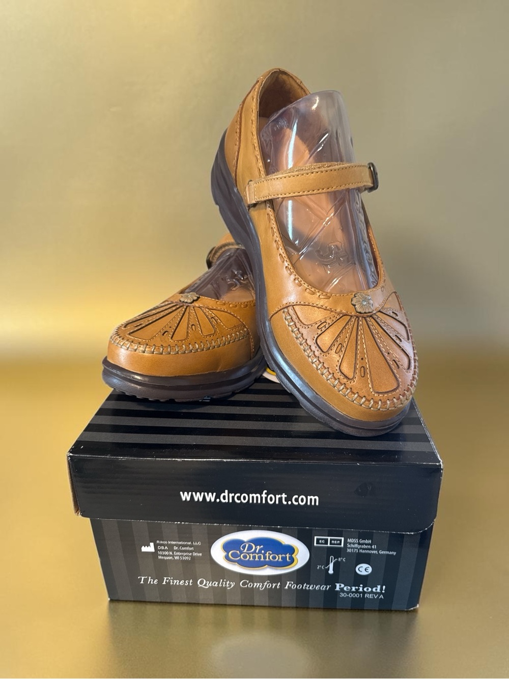 Dr. Comfort Women's Tan Mary Jane Loafer